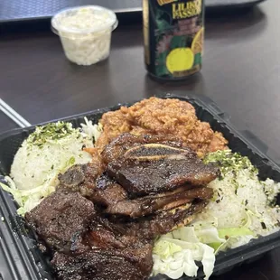 Robust Garlic Chicken, kalbi short ribs