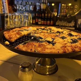 Betty White Tavern Pizza