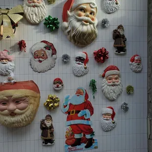 The many faces of St. Nick