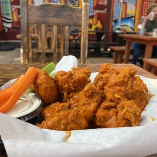 great chicken tendies!  lightly breaded, all white meat, great buffalo flavor. critique - could be a tad bit spicier!