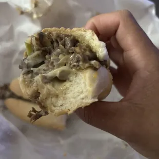 Sam&apos;s cheesesteak no cheese sauce