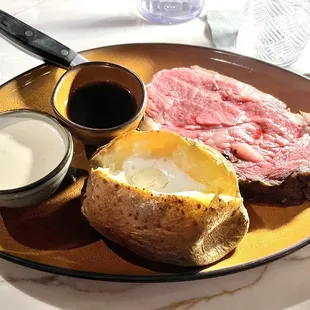 10 oz prime rib with baked potato only butter