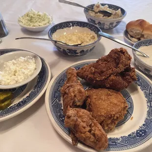 chicken, chicken wings, poultry, fried chicken, fried chicken wings, bbq chicken, food, bbq wings, chicken wings and fried chicken