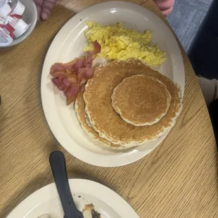 Sausage Gravy &amp; Pancakes