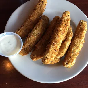 Fried pickle spears w/ ranch