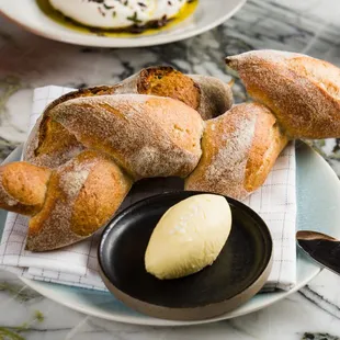 a plate of bread and butter