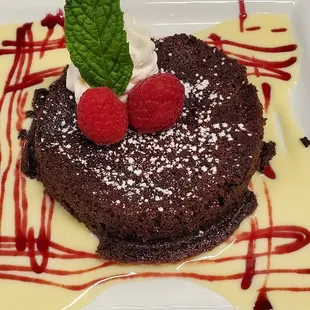 Chocolate flourless cake