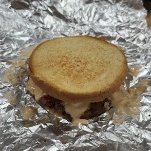 Burger with bacon, double cheese and special sauce