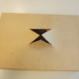 $32 Legend Sampler Box