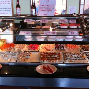 sushi and sashimi, interior