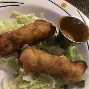 Shrimp Rangoon rolls (special, not on menu)