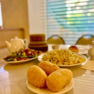 food, ramen and noodles