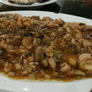 97. Braised Tofu with Diced Chicken and Shrimp Roe