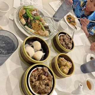 3. Pan-Fried Noodle with Assorted Meat