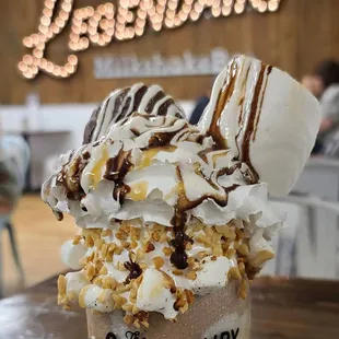 Sippin' Pretty in Music City