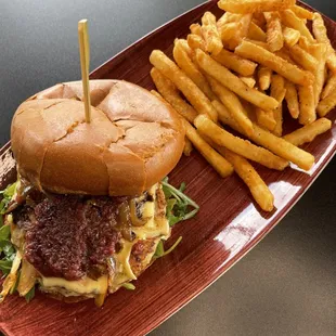 Turkey Burger, Cranberry Mostarda, Arugula with a hint of lemon , Brie cheese