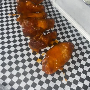 mango habanero wings.... soooo good