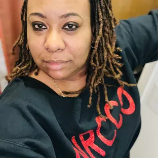 Stacy R.