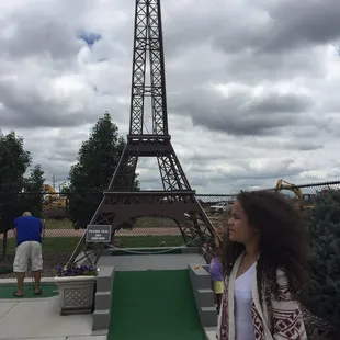 Love all the different designs at each hole.