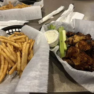 Wings and fries!