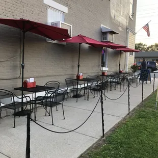 Sidewalk seating