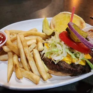 $6.99 cheeseburger with fries special