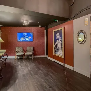 Experience the thrill of Legerdemain at 1923 LIVE - where you're not just watching the show, you're part of it!