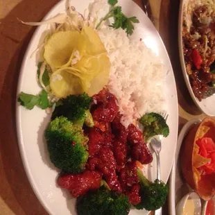 General Tso's chicken was delicious!!!!!!