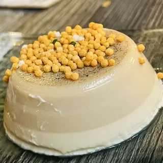 Houjicha (roasted green tea)Panna Cotta