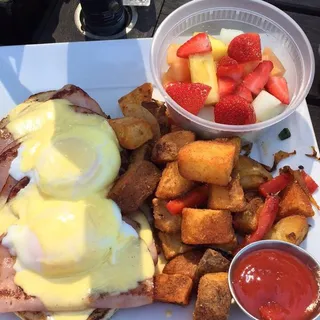 Classic Benedict Breakfast