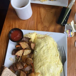 Cajun Sausage Omelete Breakfast