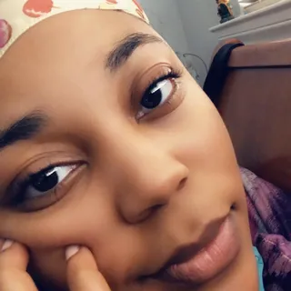Mia R.