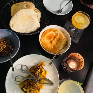 Hummus & Hashwi