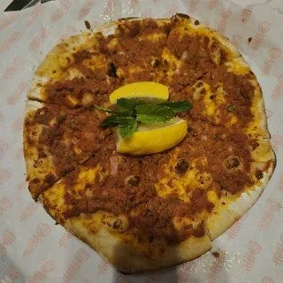 Lahmajeen