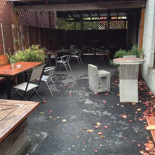 Great outdoor area and looks to be an awesome night spot!