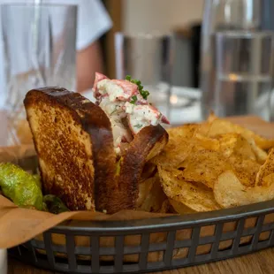 Lobster roll, seasonal and wonderful!