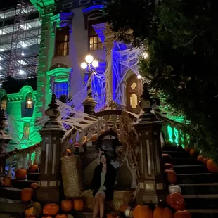 Halloween at the Mansion - amazing free tours this wknd and next!