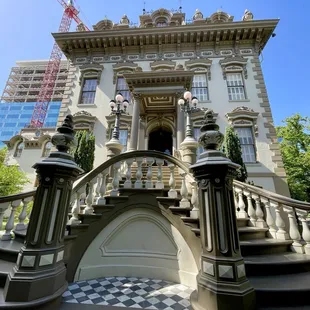 Leland Stanford Mansion