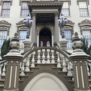 Can you spot Samantha?