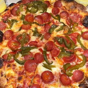 Pepperoni &amp; Pepper Pizza