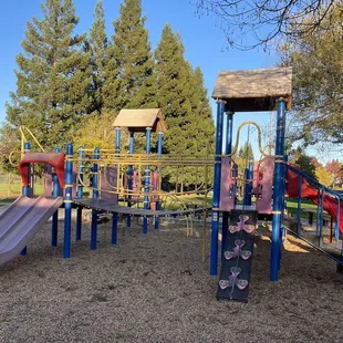 1 out of 2 Playgrounds!