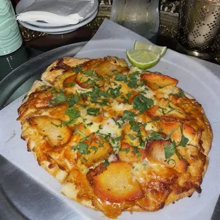 Butter Chicken Flatbread Pizza