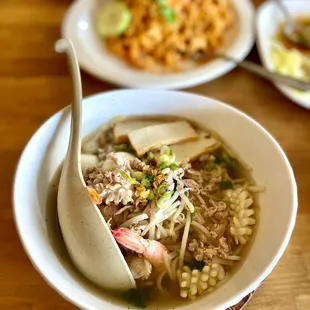 Lemongrass Special Noodle Soup