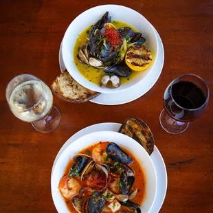 Mussels and Clams, White Wine and Fisherman&apos;s Stew, Red Wine