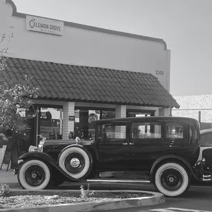 1930 finally a beer place and a great burger!