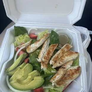 Floridian salad with grilled chicken
