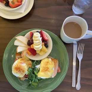 Salmon Benedict.