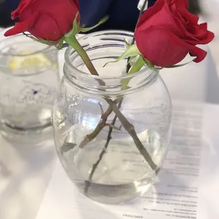 Fresh cut Roses &amp; Pussywillow table decor