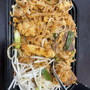 Pad Thai Combination