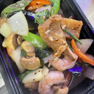 Seafood Basil Stir-Fried